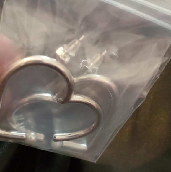 Hoop earrings - Picture 4 of 6